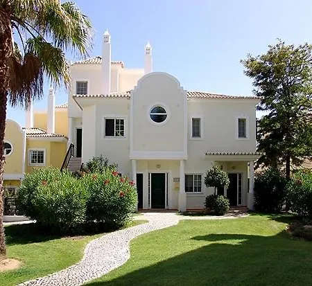 Sleeps 4 Pool Air Con T480235 *